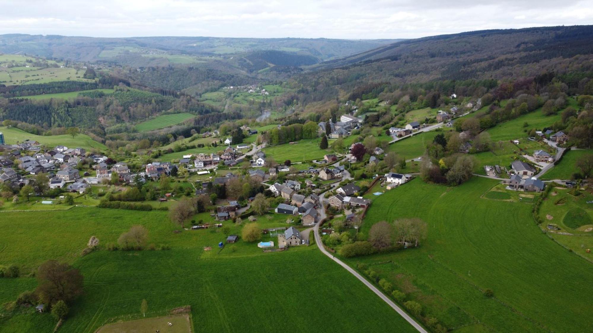 Le Fagotin - Youth Hostel Stoumont Eksteriør bilde