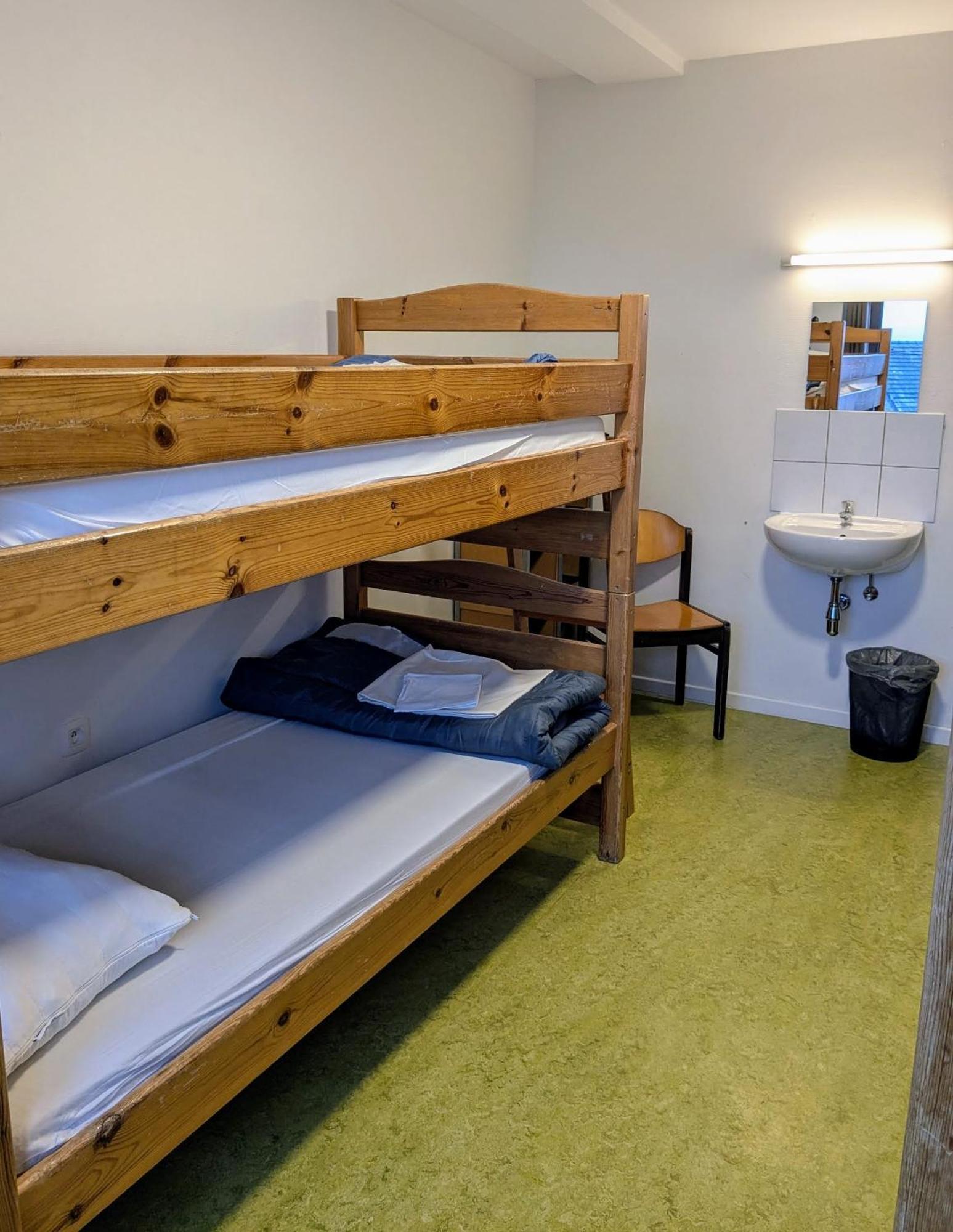 Le Fagotin - Youth Hostel Stoumont Eksteriør bilde