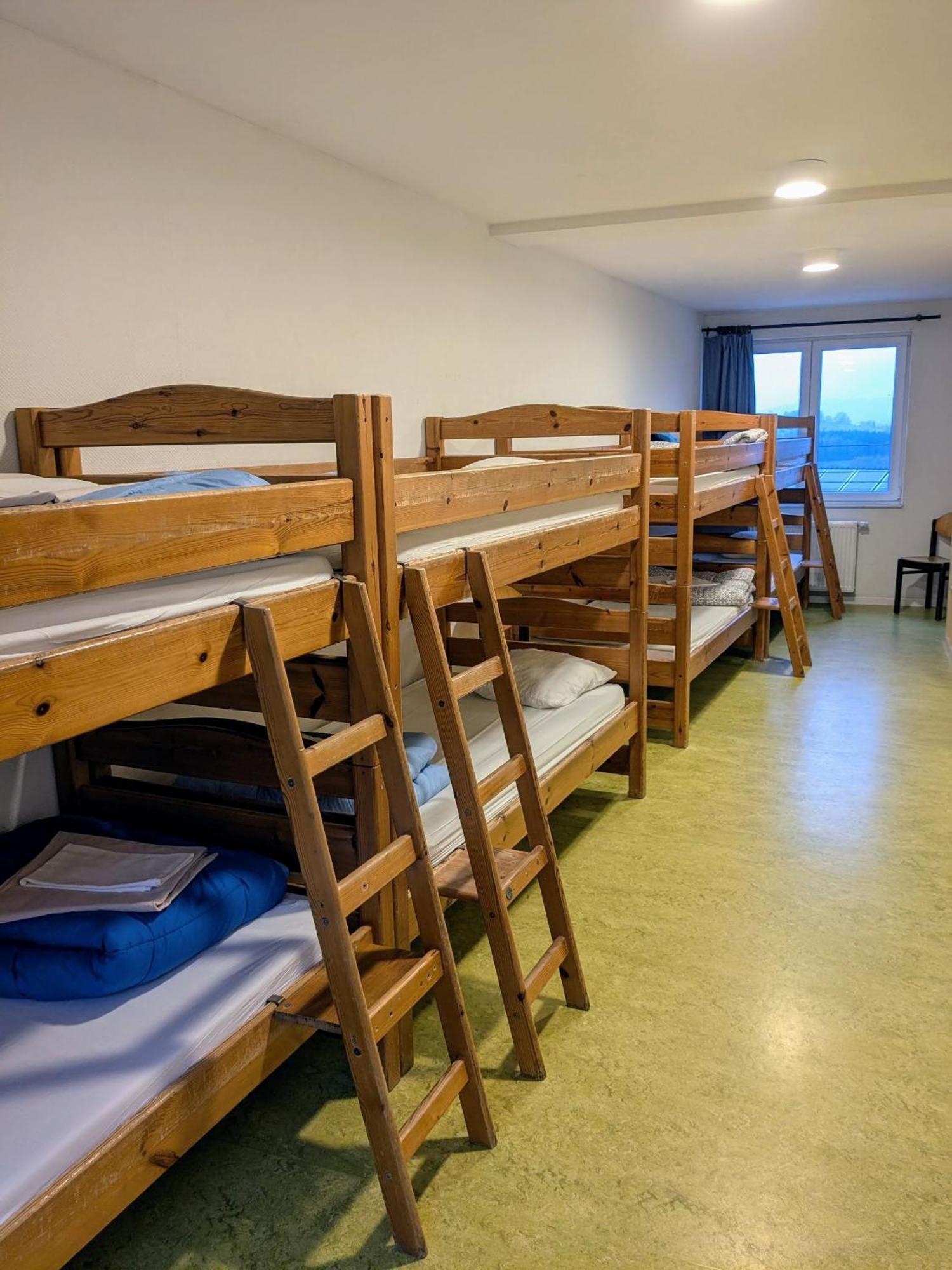 Le Fagotin - Youth Hostel Stoumont Eksteriør bilde